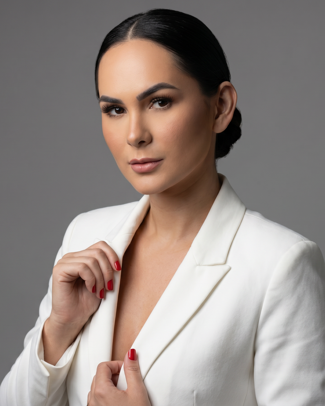 Dra. Samara Soares — especialista em estética regenerativa e professora, Sinop-MT